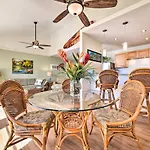Kihei Oceanside Escape With Balcony - Steps To Beach