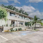 Unit 13 Maui Ohana Modern Studio