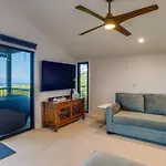 Wonderful Wailea Condo With Lanai Water Views