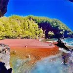 Embark On A Journey Through Maui With Aloha Glamp\'S Jeep And Rooftop Tent Allows You To Discover Diverse Campgrounds, Unveiling The Island\'S Beauty From Unique Perspectives Each Day