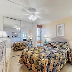Island Sands Resort
