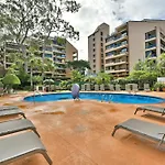 Valley Isle