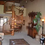 Luxurious Top Floor Kamaole Sands 6-404