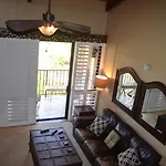 Luxurious Top Floor Kamaole Sands 6-404