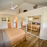 Maui Meadows Guesthouse
