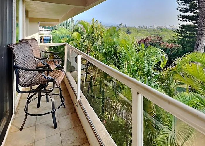 Maui Banyan T-305B