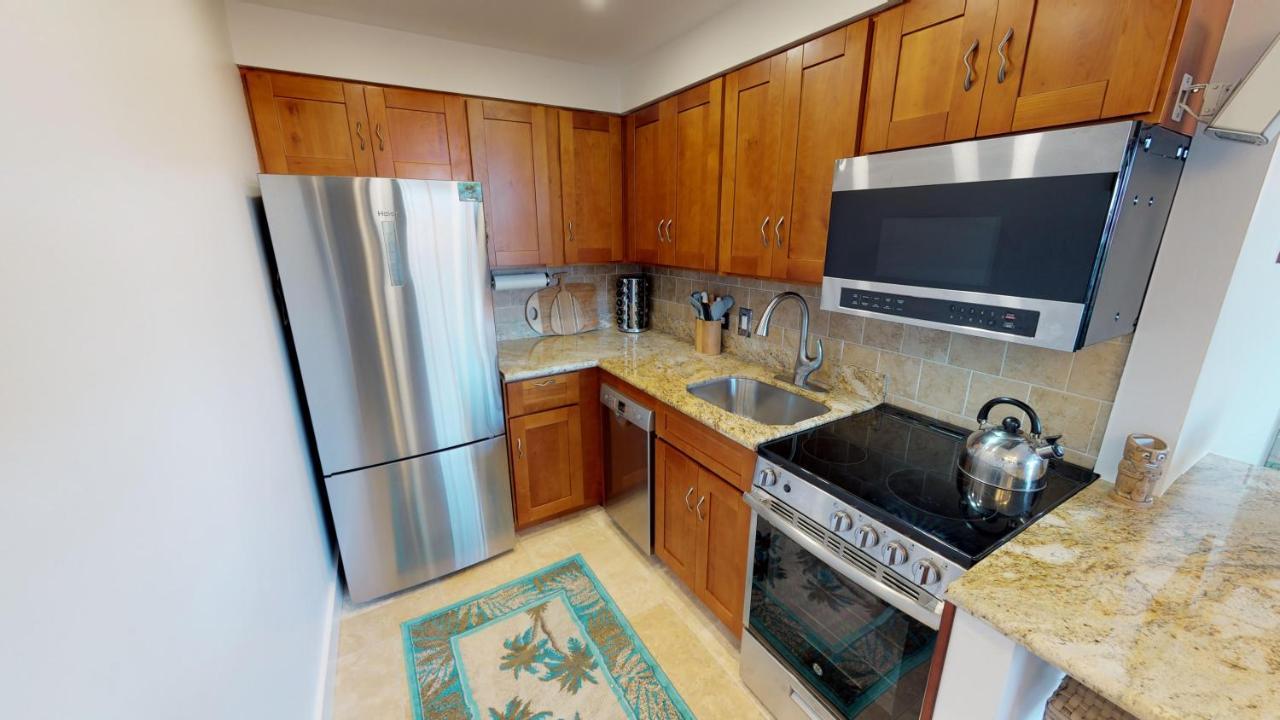 Apartment Stunning Sunsets And Oceanview's At Paki Maui