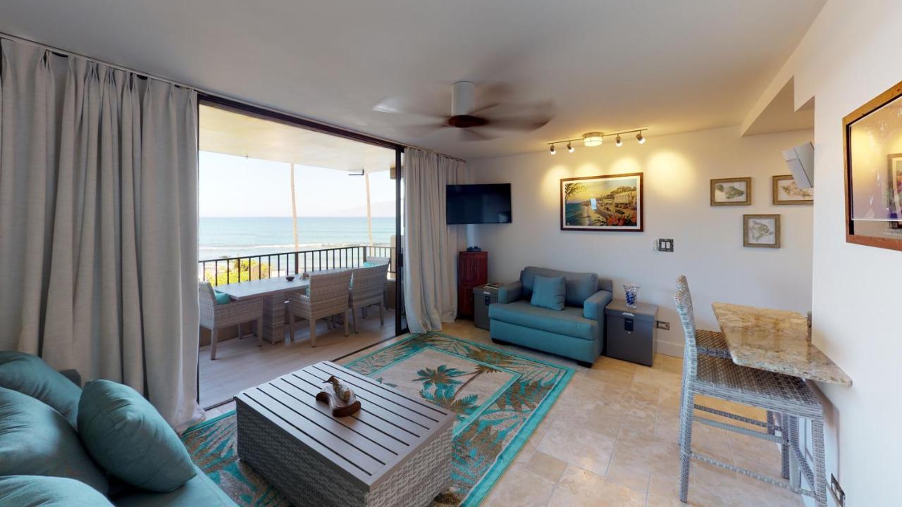Stunning Sunsets And Oceanview's At Paki Maui