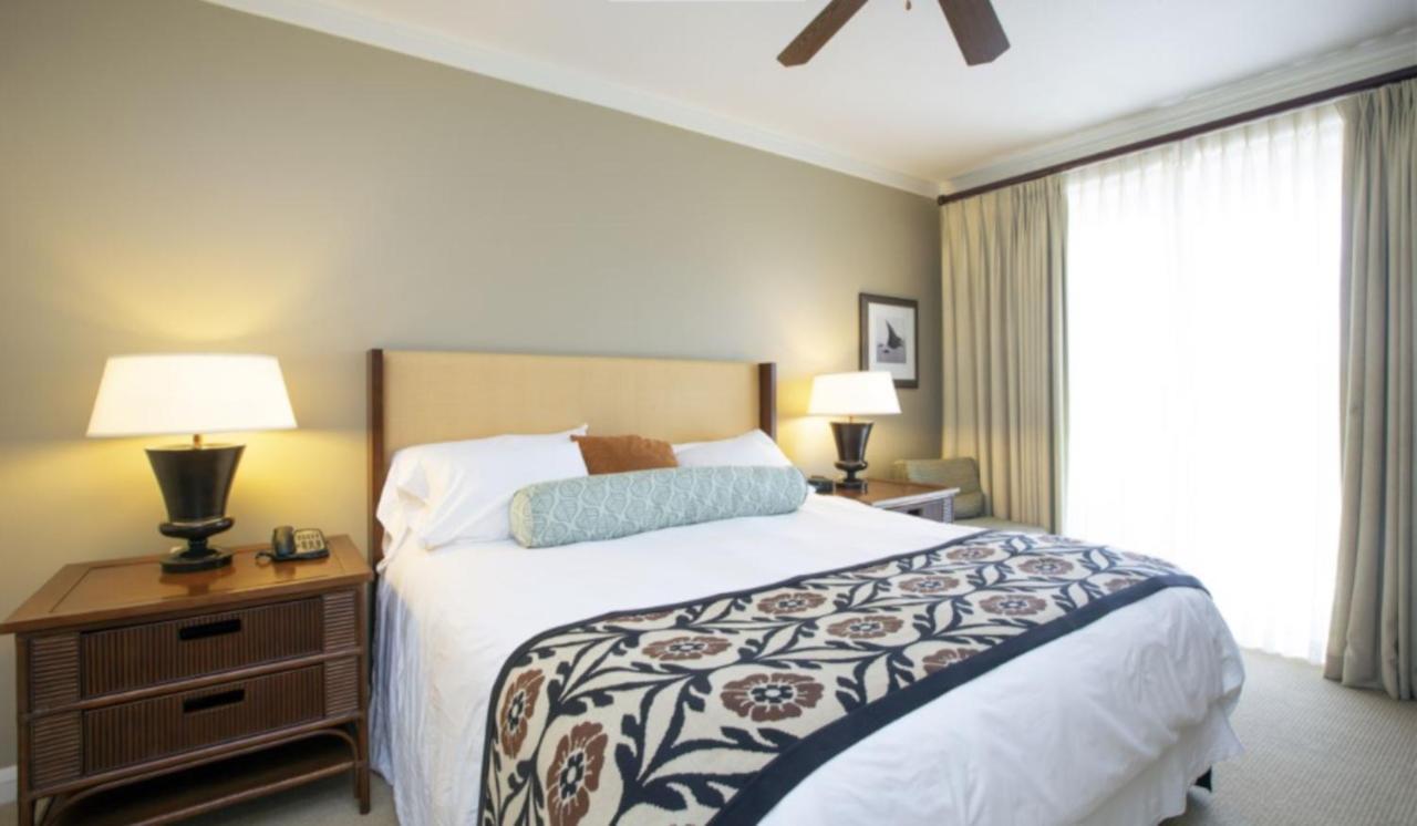Luxury Mountain View With Large Private Balcony *