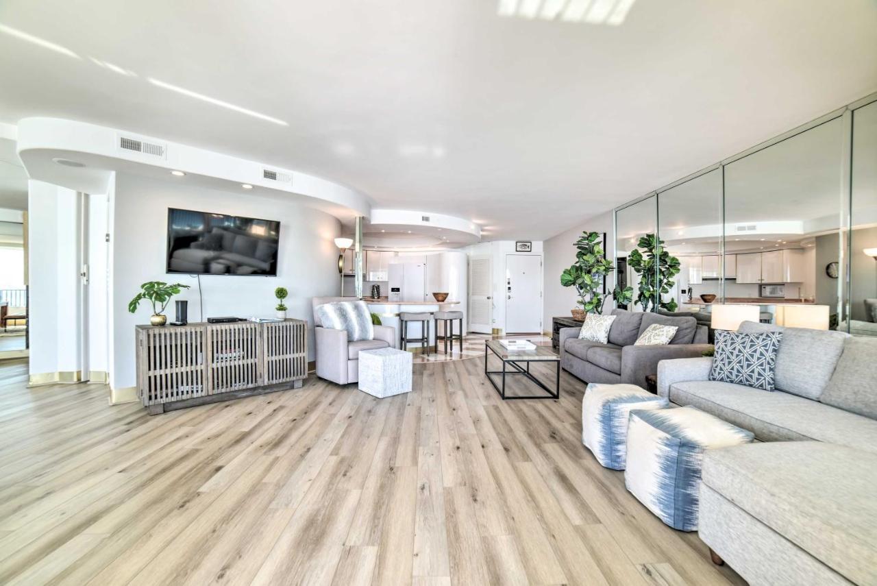 Apartment Luxurious Maui Getaway With Panoramic Ocean Views!