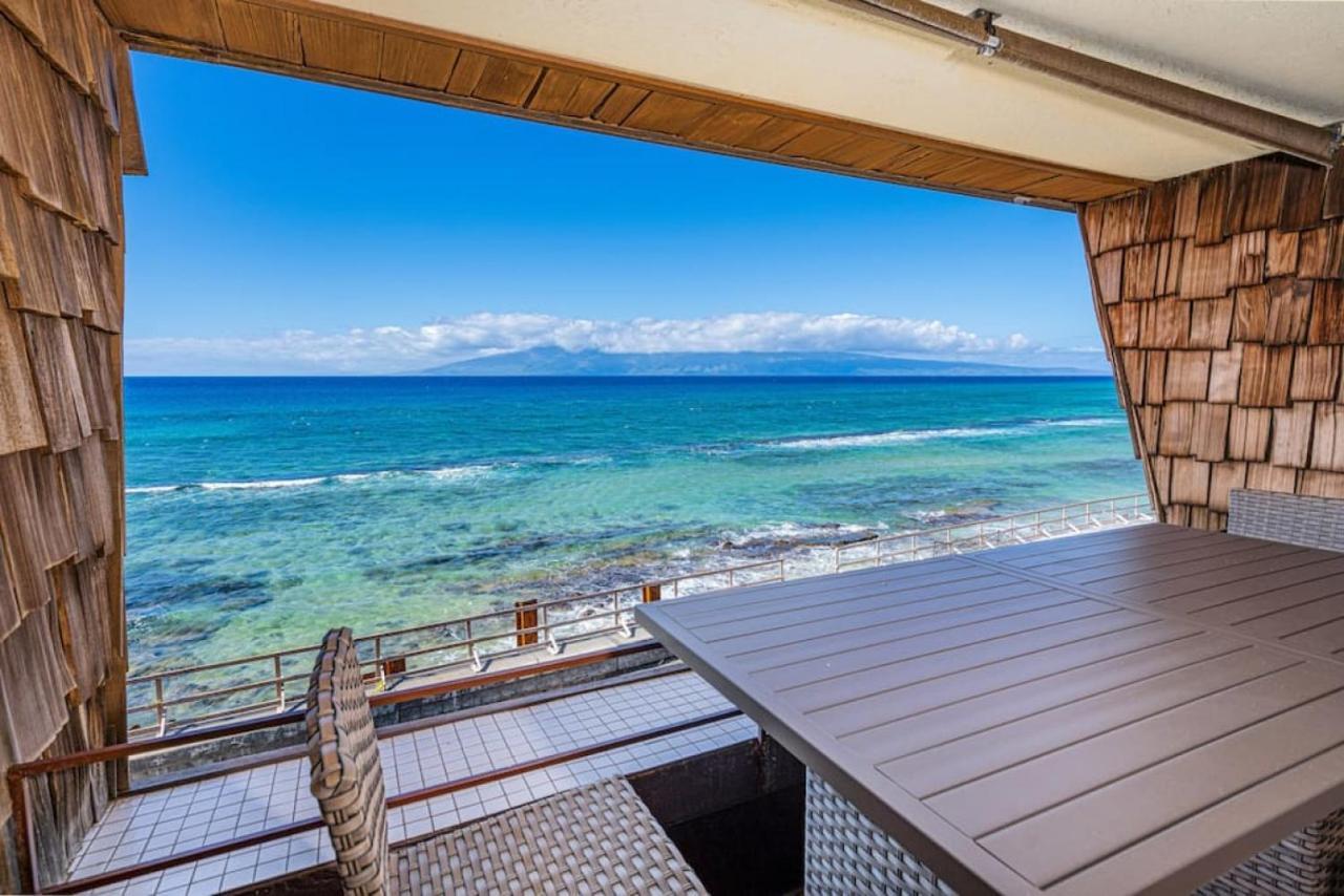 Holiday home Modern-rustic Renovation Direct Oceanfront Penthouse *