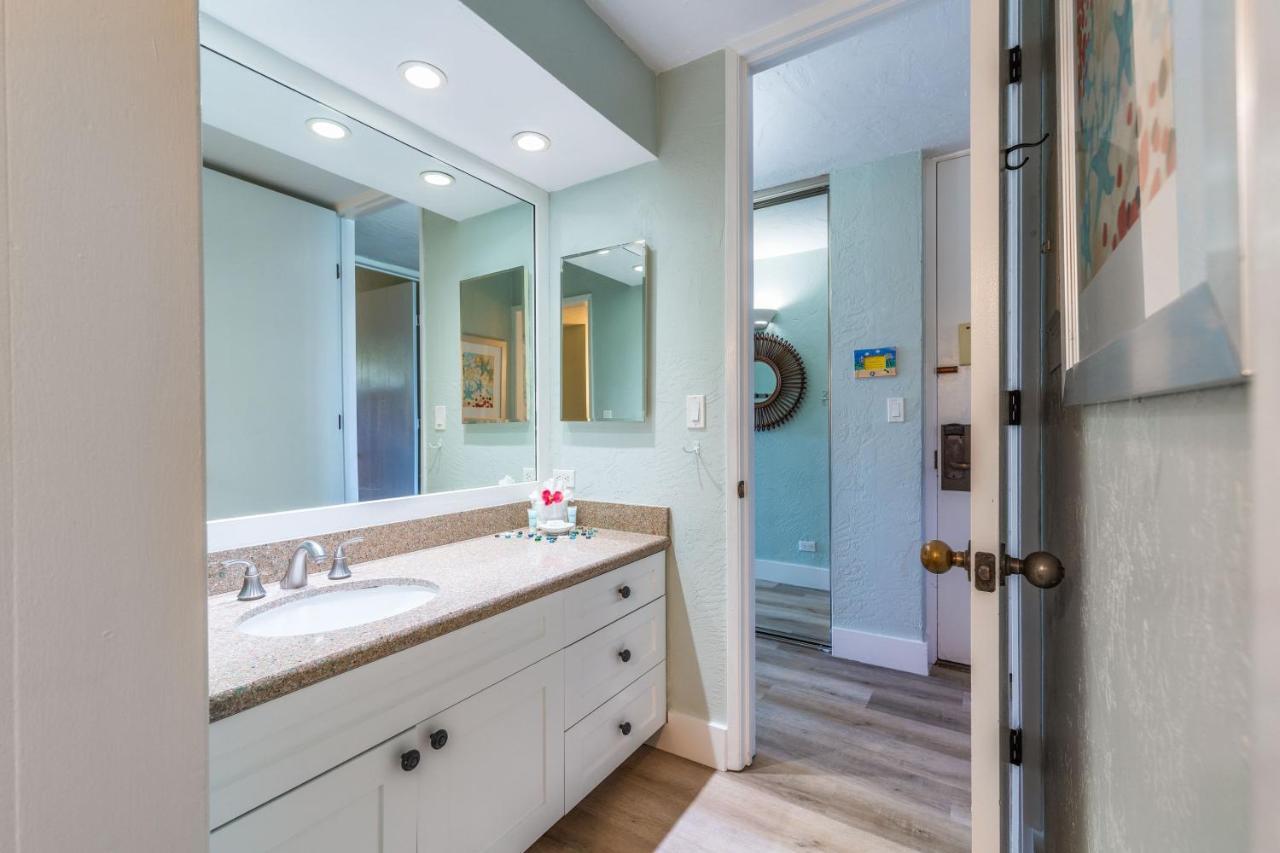 Papakea K406 Oceanview 2 Bedroom 2 Bath *