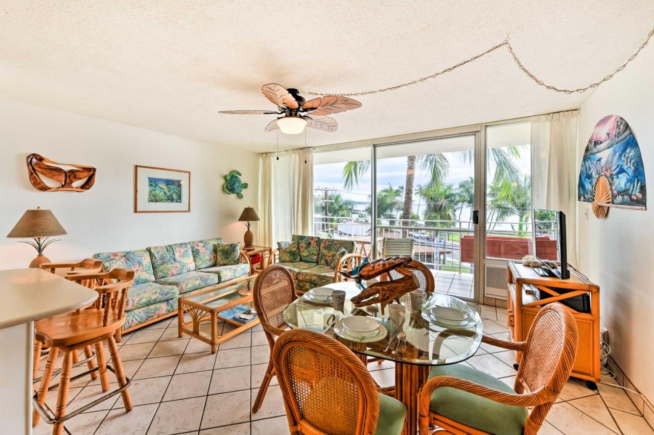 Apartment With Private Lanai, Ocean View And On-site Pool!
