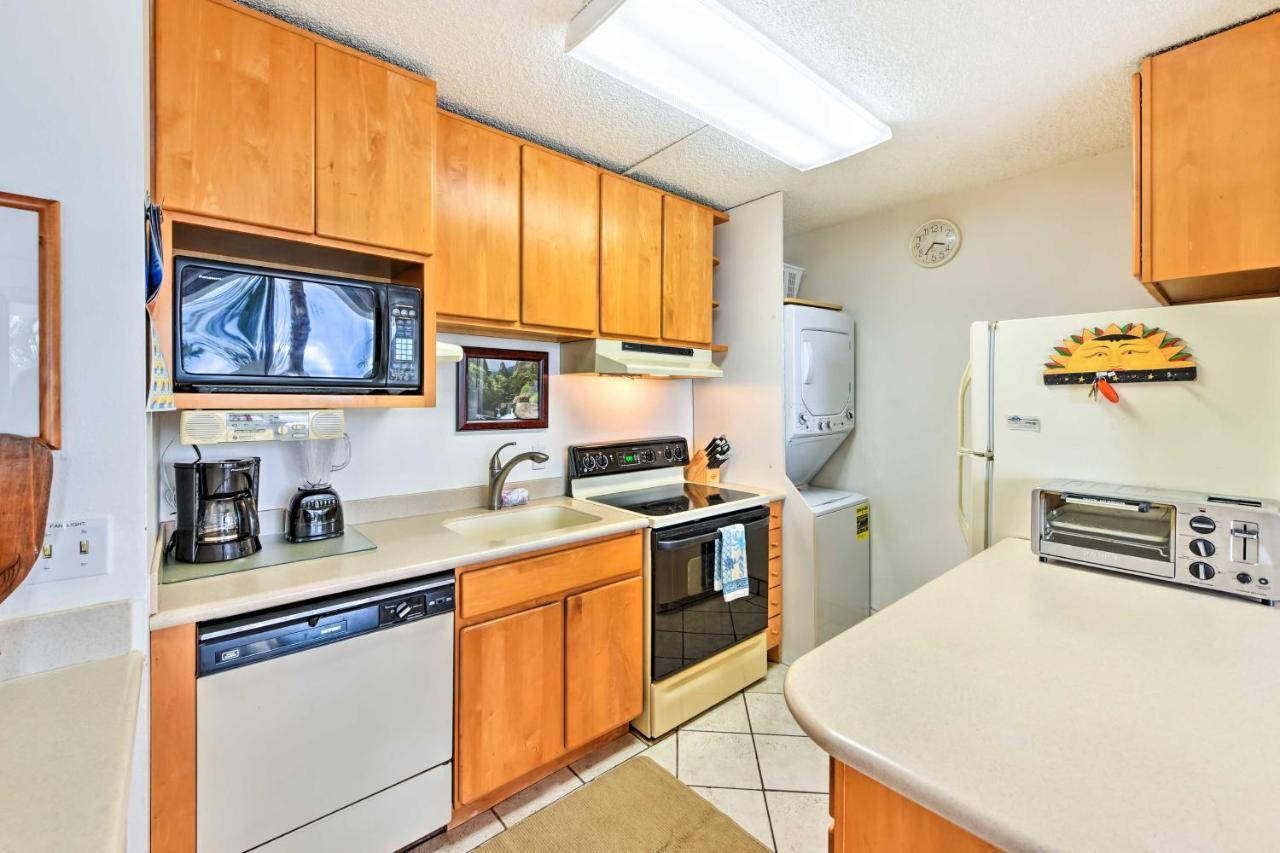 With Private Lanai, Ocean View And On-site Pool! * Kihei