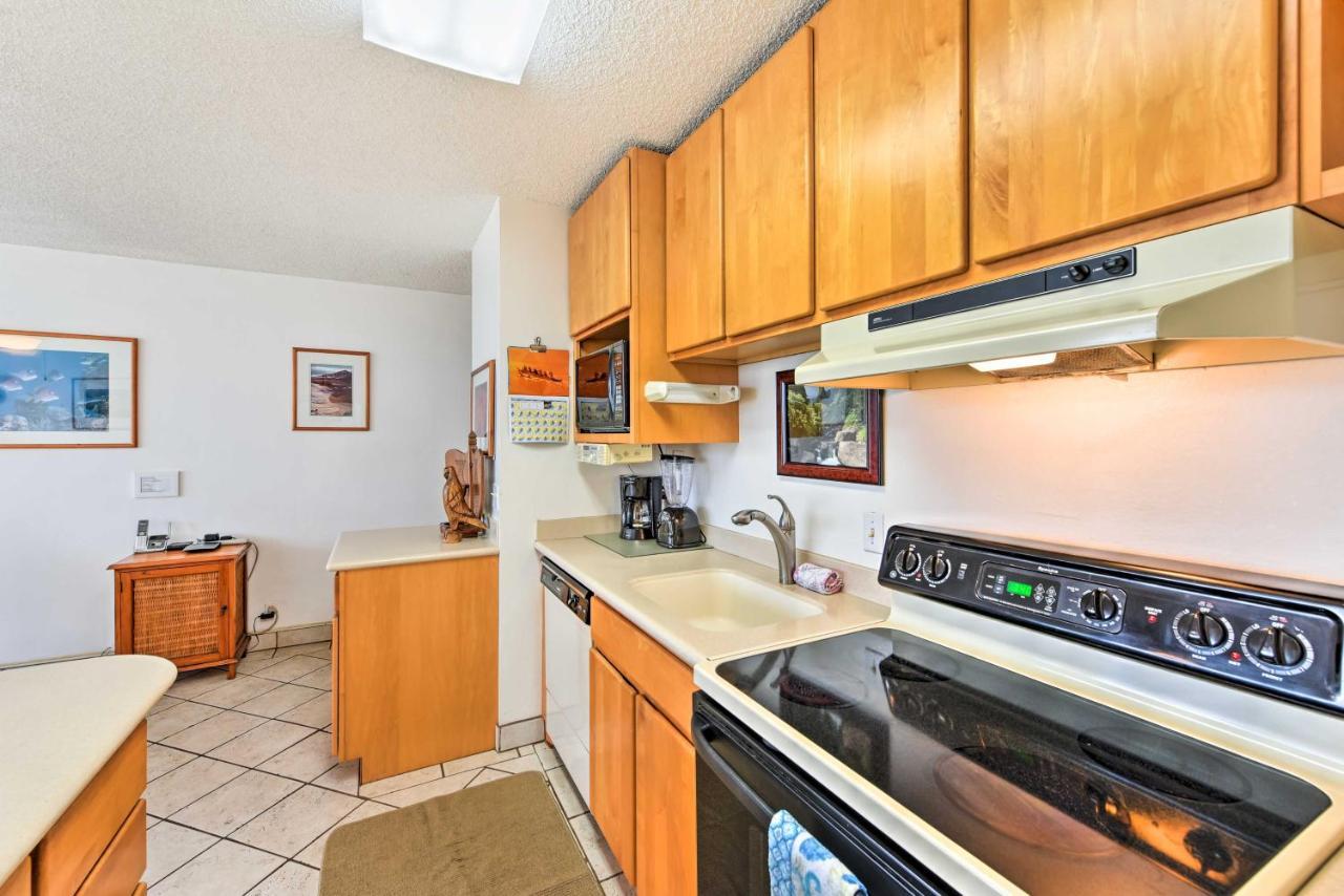 Apartment With Private Lanai, Ocean View And On-site Pool! *