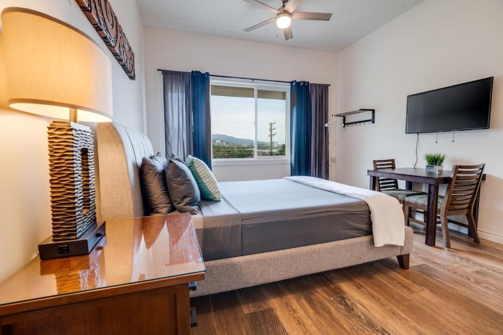 Unit 13 Maui Ohana Modern Wailuku