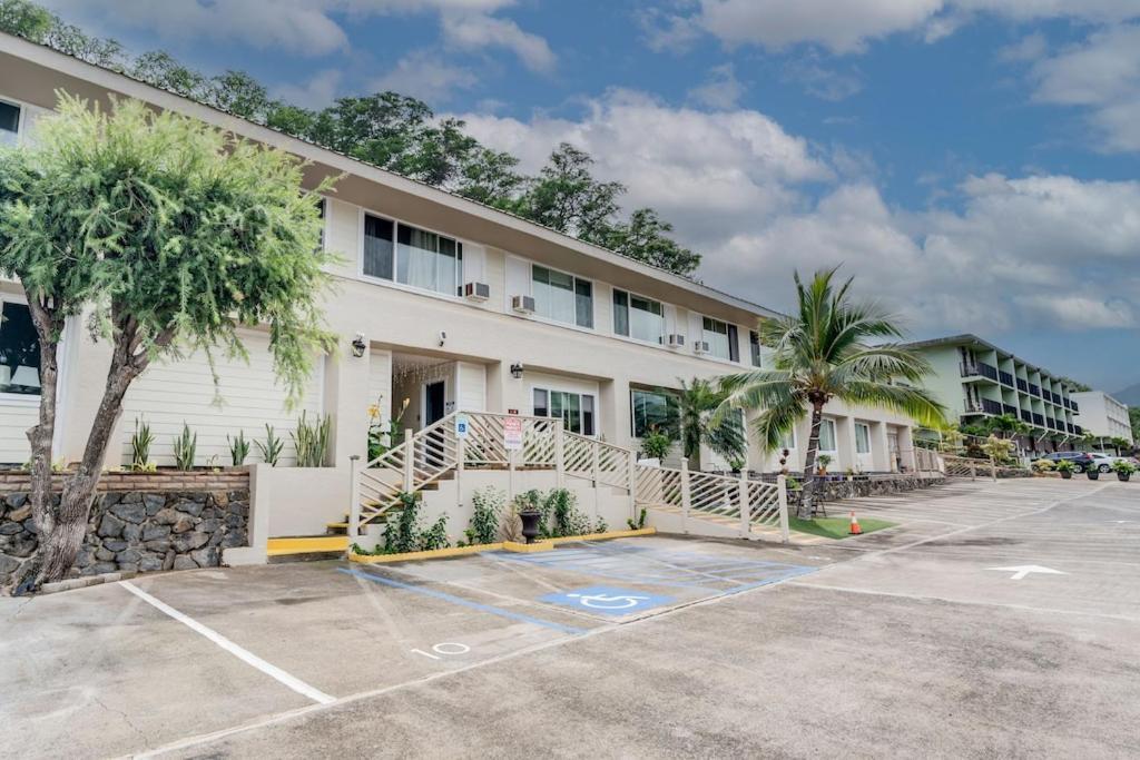 Unit 13 Maui Ohana Modern Apartment