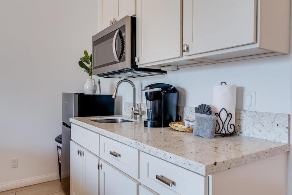Unit 3 Maui Ohana Modern Apartment