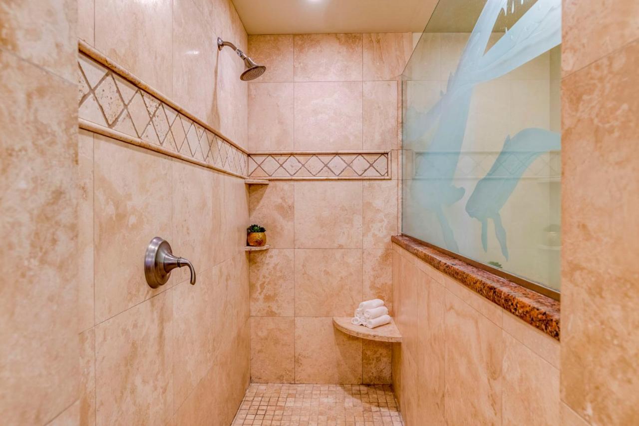 Apartment Kapalua Extraordinaire With Glorious Ocean Views! Kahana