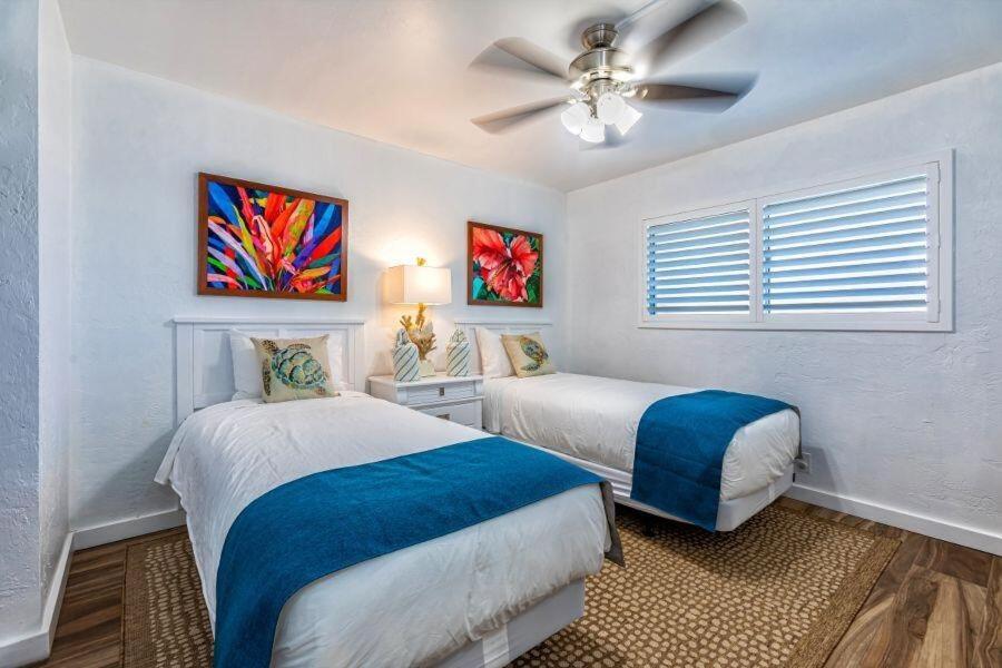 Apartment Menehune Shores, #220 *