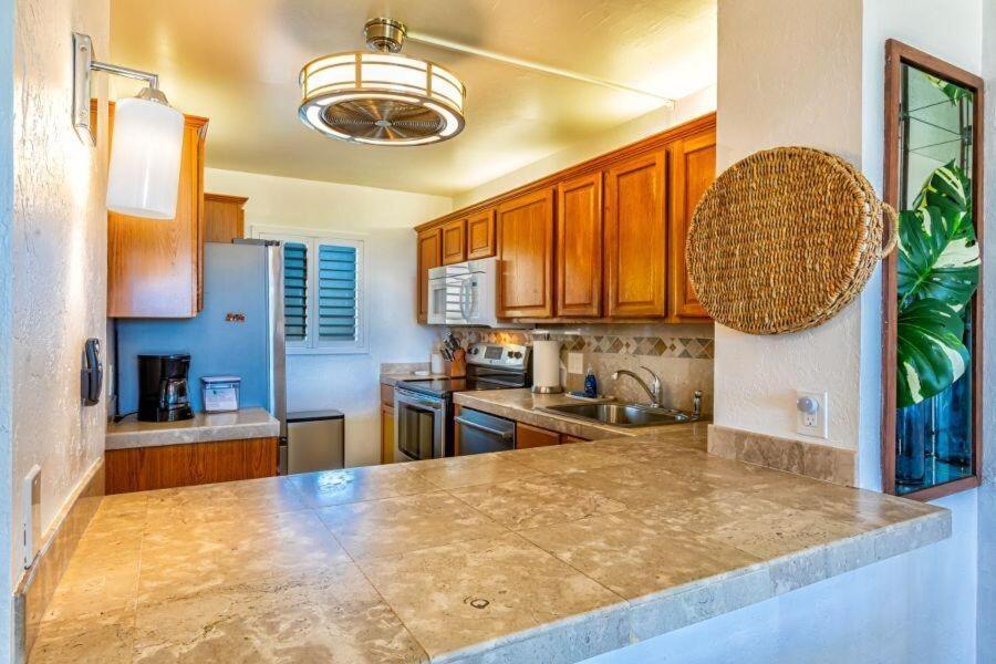 Apartment Menehune Shores, #220 *