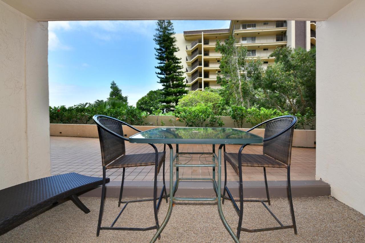 Royal 104 * Kahana