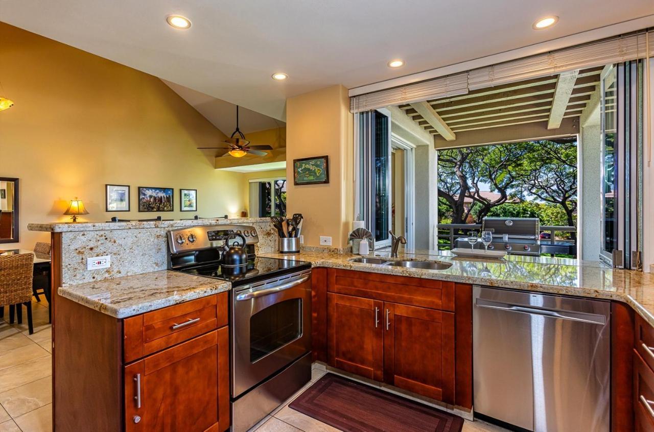 Palms At Wailea Two Bedrooms - Partial Ocean View By Coldwell Banker Island Vacations Apartment *