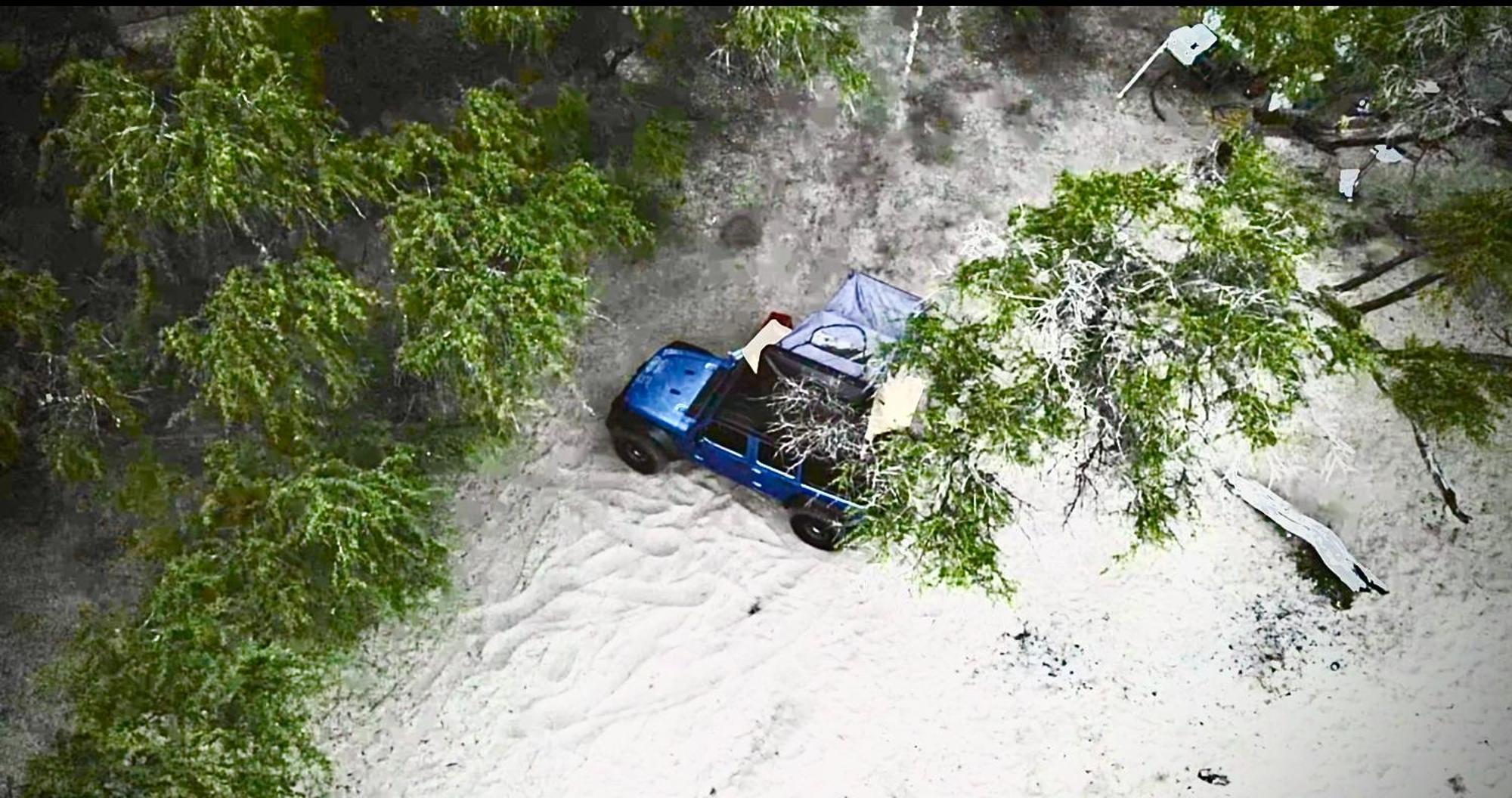 Apartment Embark On A Journey Through Maui With Aloha Glamp's Jeep And Rooftop Tent Allows To Discover Diverse Campgrounds, Unveiling The Island's Beauty From Unique Perspectives Each Day