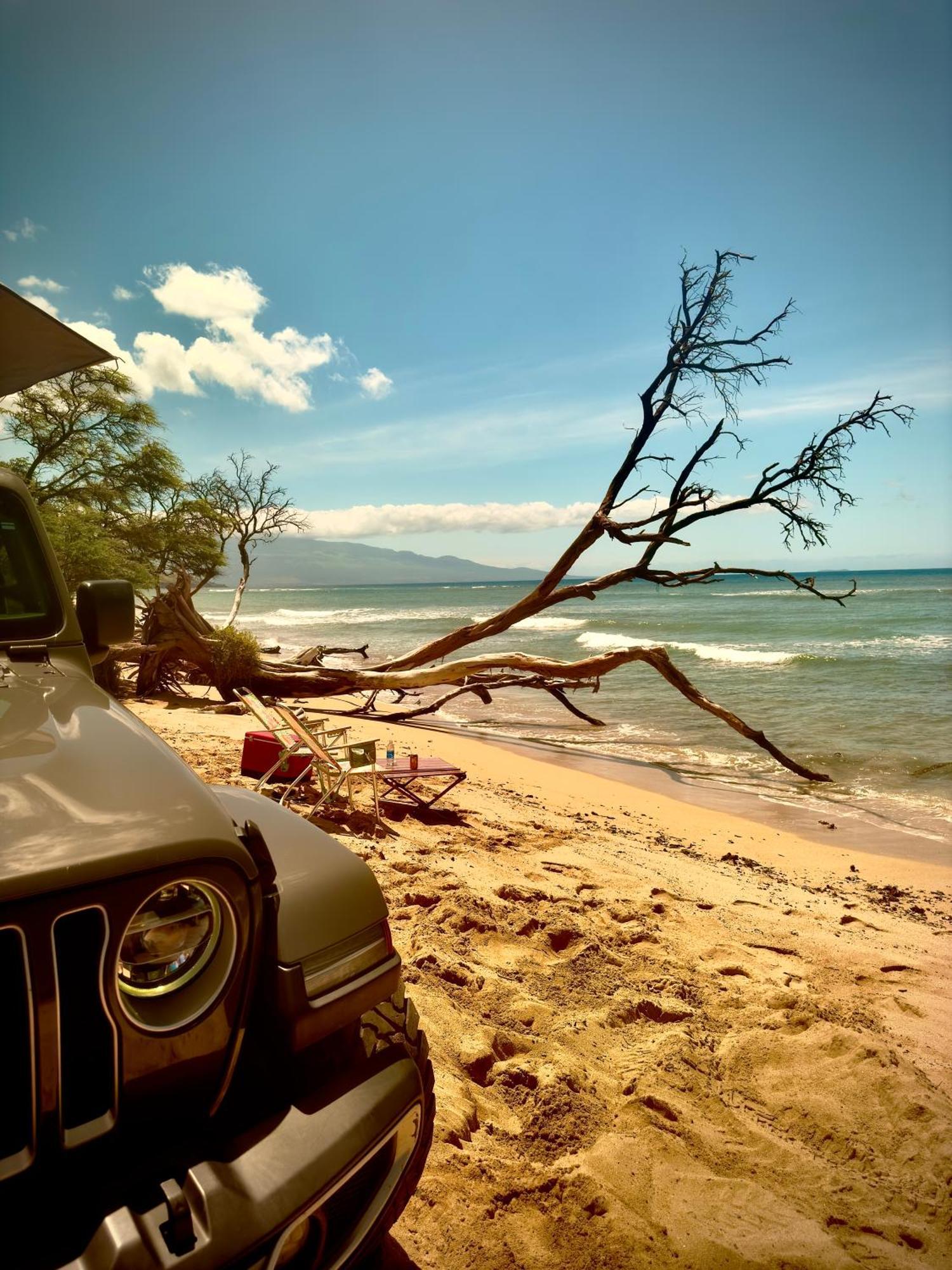 Embark On A Journey Through Maui With Aloha Glamp's Jeep And Rooftop Tent Allows To Discover Diverse Campgrounds, Unveiling The Island's Beauty From Unique Perspectives Each Day *