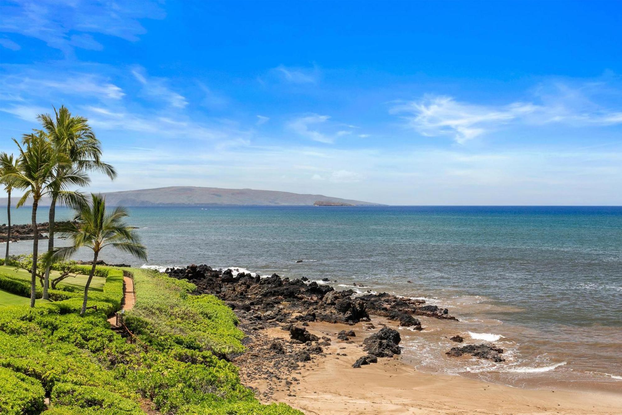 Makena Surf G-201 - End Unit, Panoramic Views, Ac! Holiday home