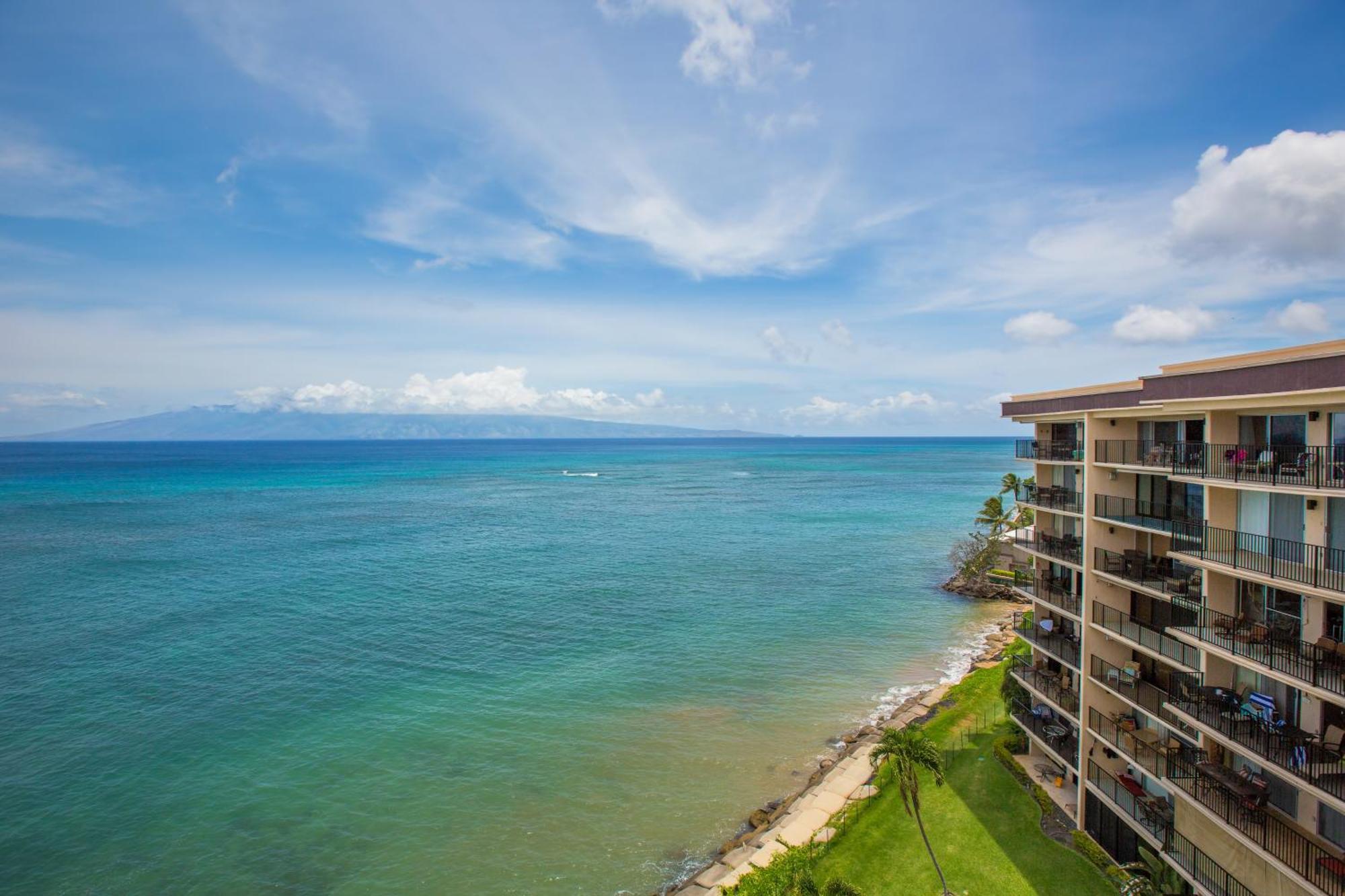 Hololani * Kahana