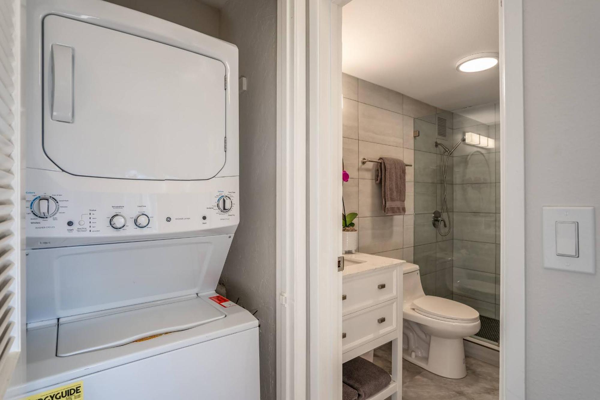 2 Bedroom 2 Bath Luxury Oceanfront Vistas