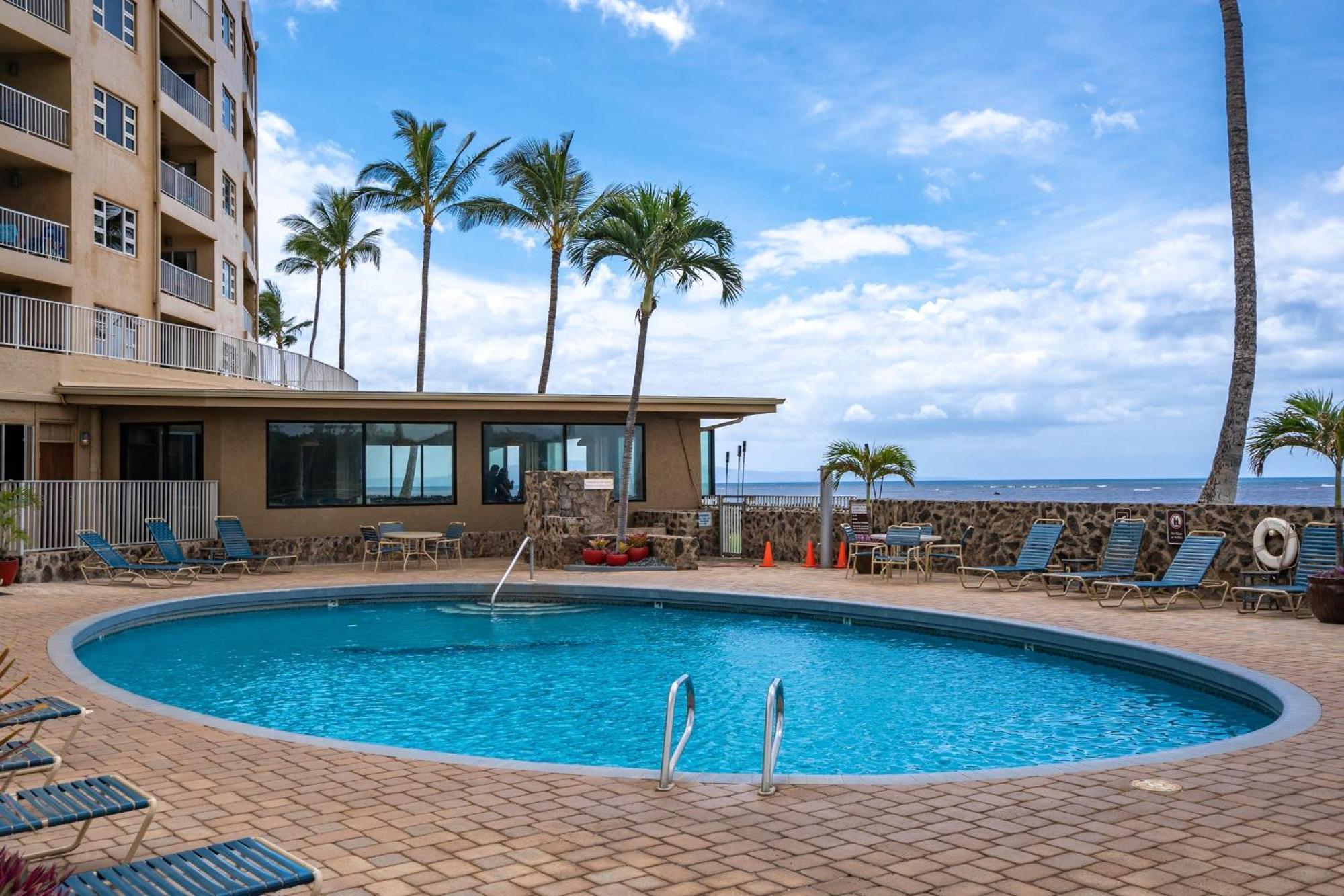 2 Bedroom 2 Bath Luxury Oceanfront Vistas Holiday home *