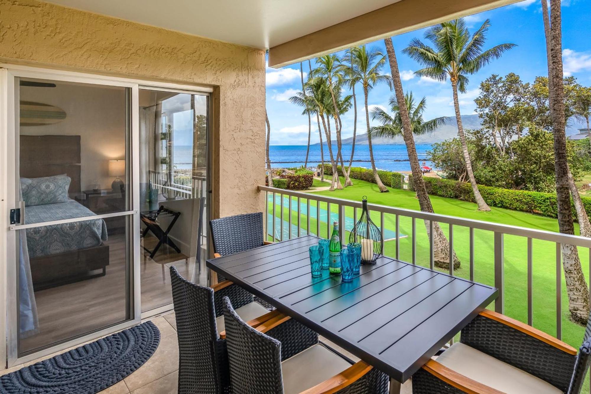 2 Bedroom 2 Bath Luxury Oceanfront Vistas * Kihei