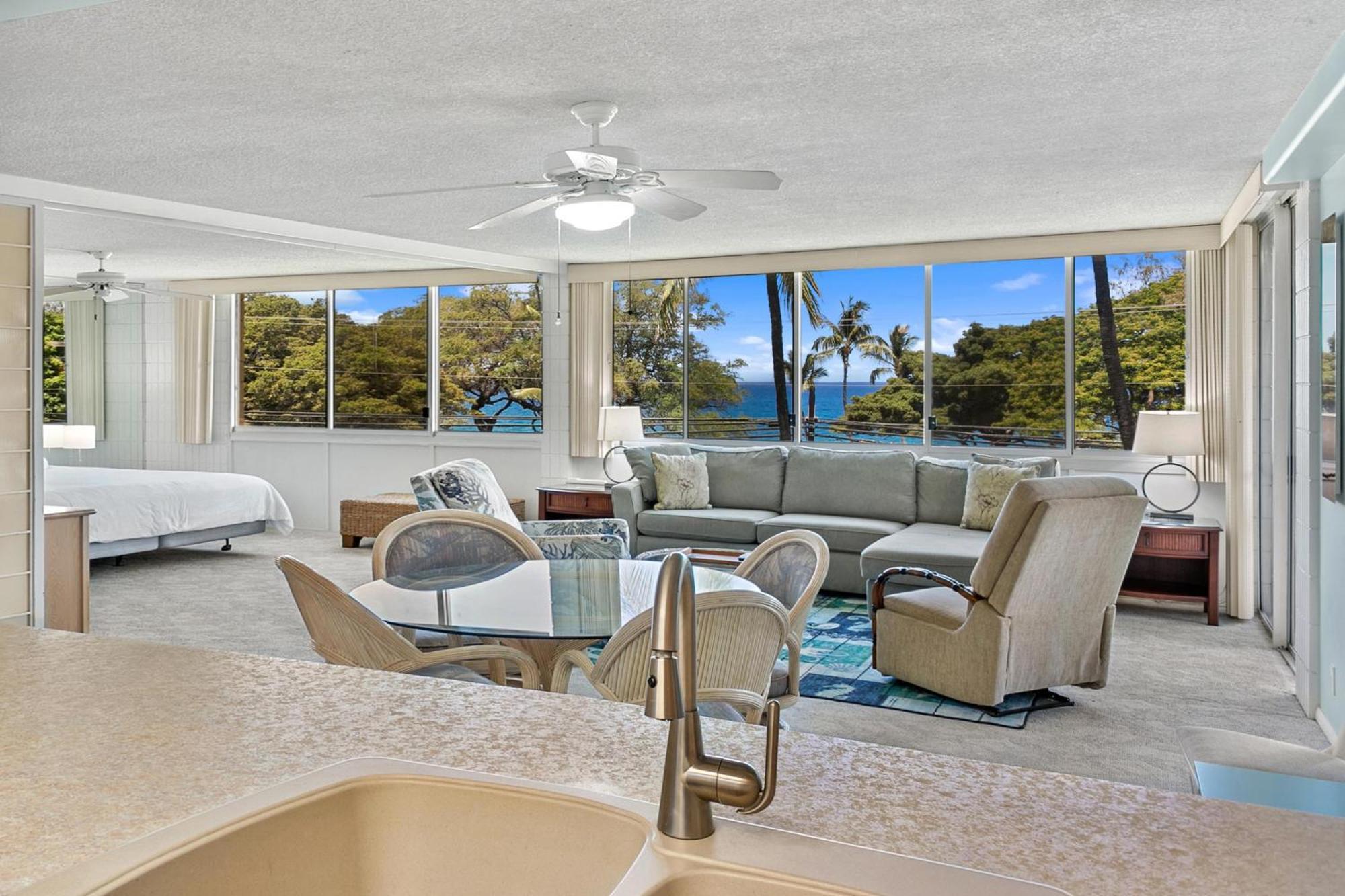 Haleakala Shores A-301, Panoramic Views, Split Ac Holiday home *
