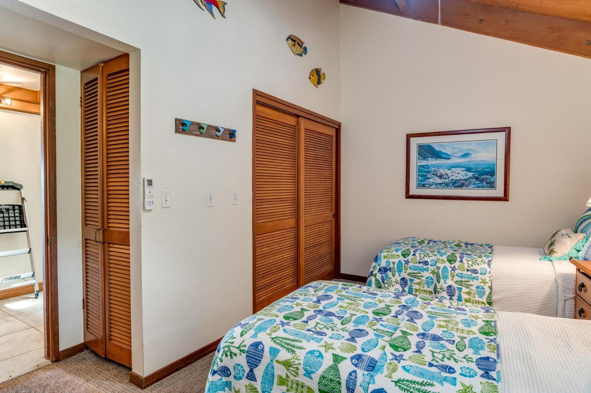 Outrigger 2b1 Kahana