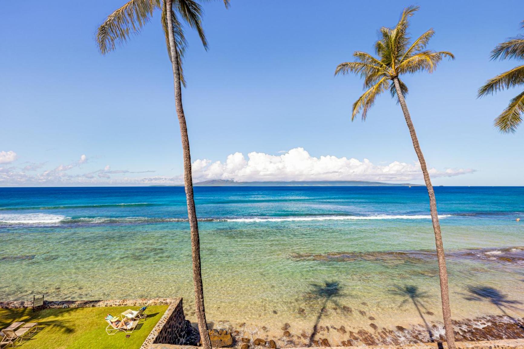 The Noniluna Two - Sleeps 9 Pack N Play * Lahaina