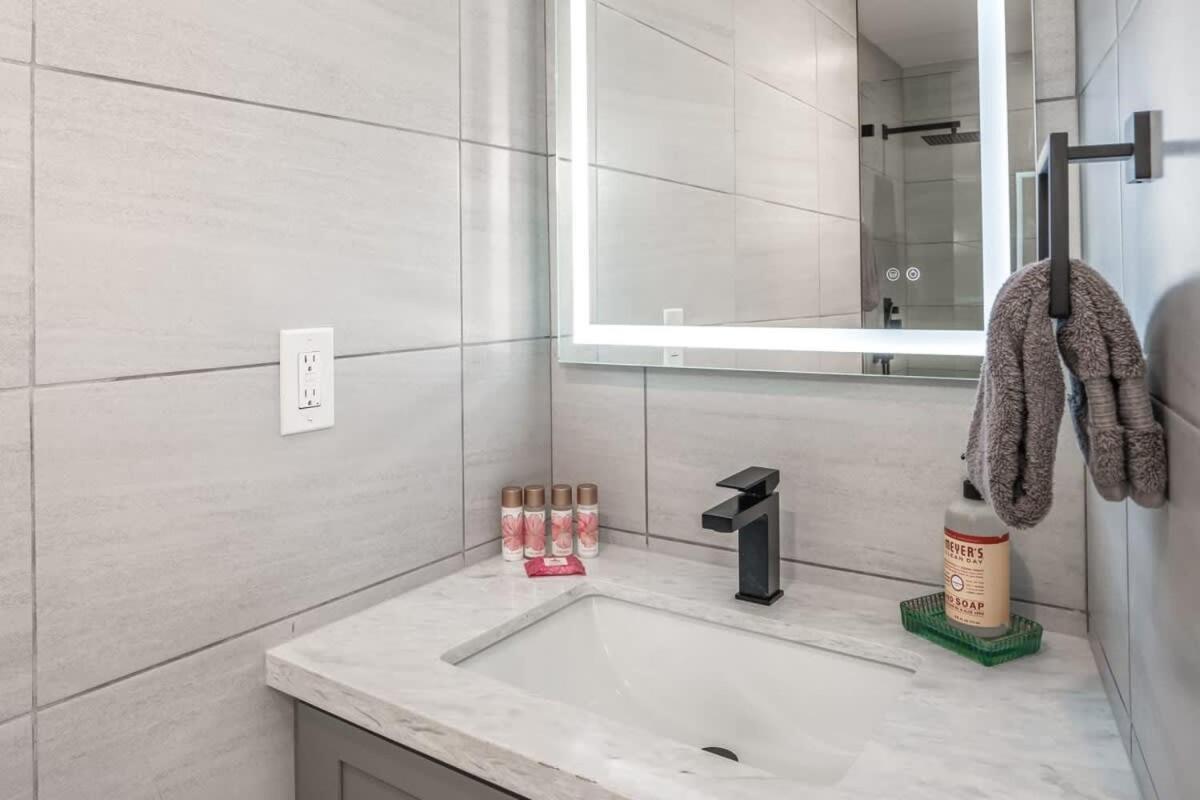 2 2 Oceanview Modern Vistas Apartment *