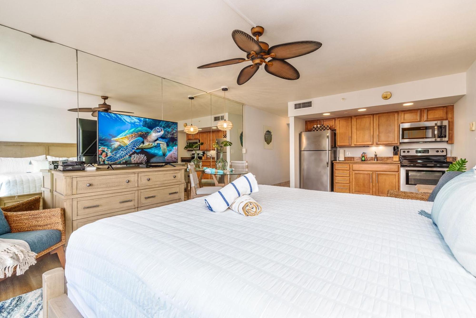 Royal 702 * Kahana