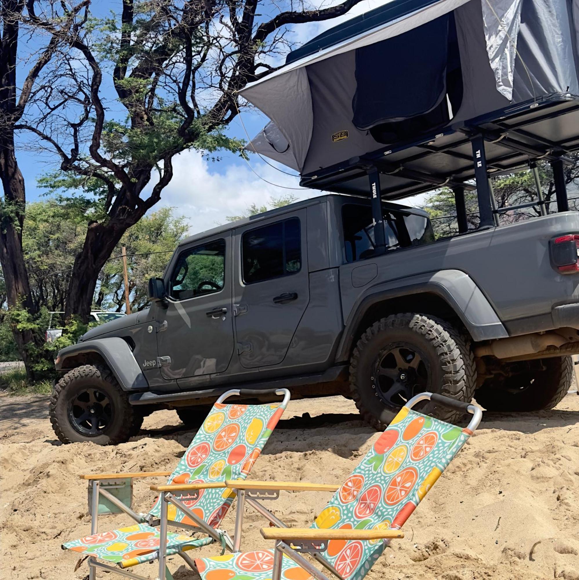Apartment Embark On A Journey Through Maui With Aloha Glamp's Jeep And Rooftop Tent Allows To Discover Diverse Campgrounds, Unveiling The Island's Beauty From Unique Perspectives Each Day *