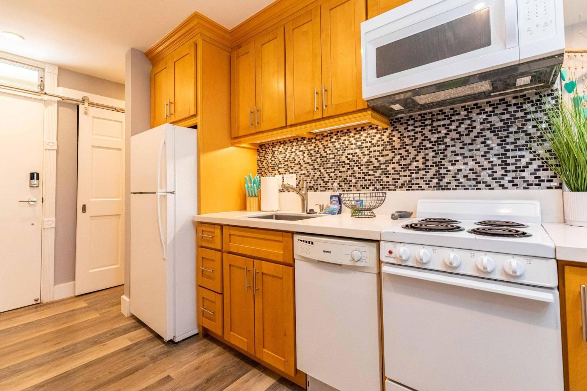 Bay Surf Unit G259 Apartment *