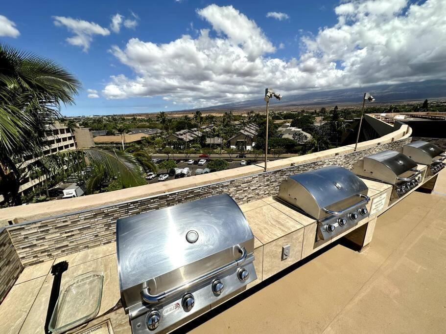 Beautiful Oceanfront, Ac In Each Room, Sleeps 6 Apartment Kihei