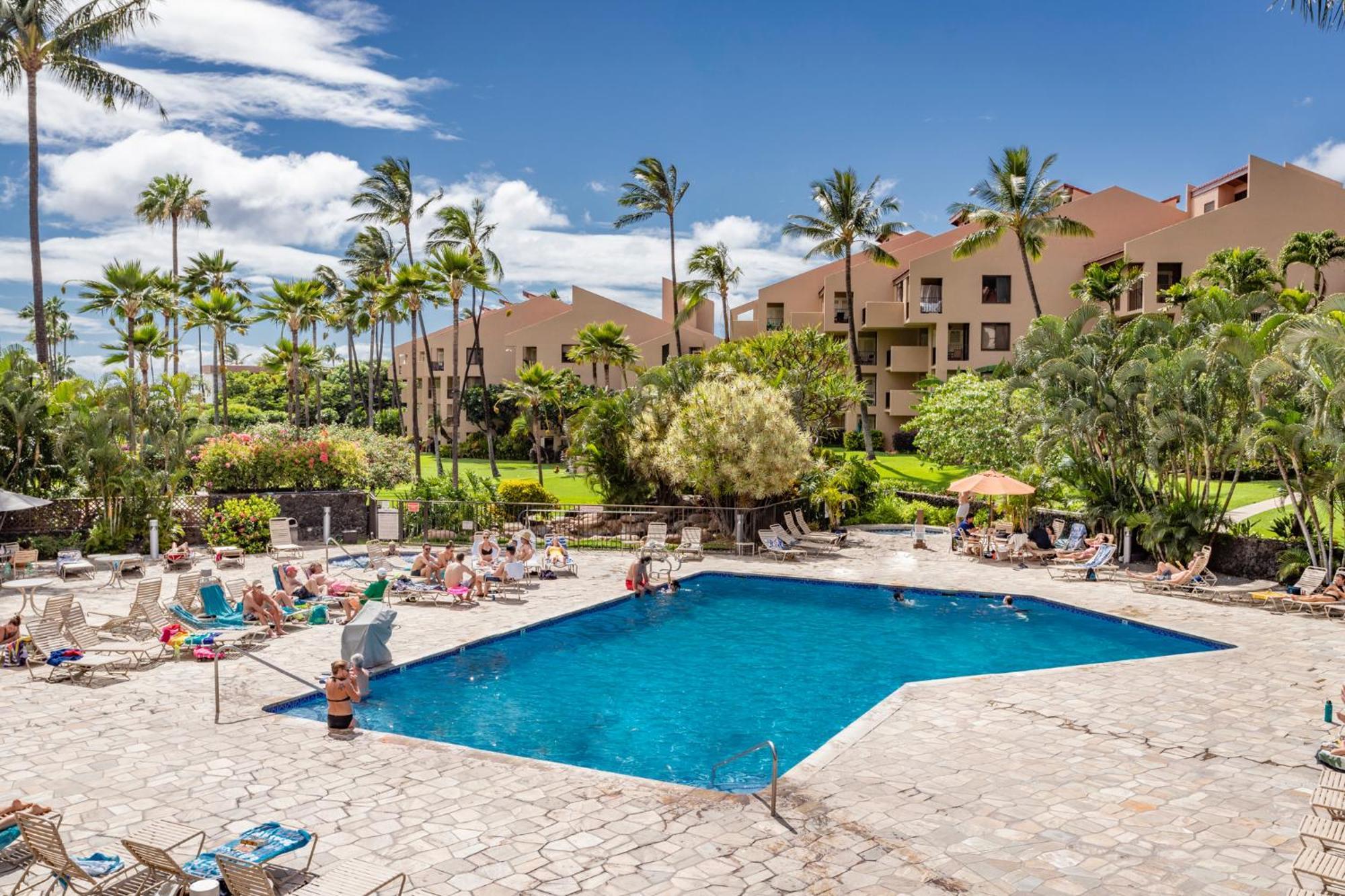 Kamaole Sands 8-402 *