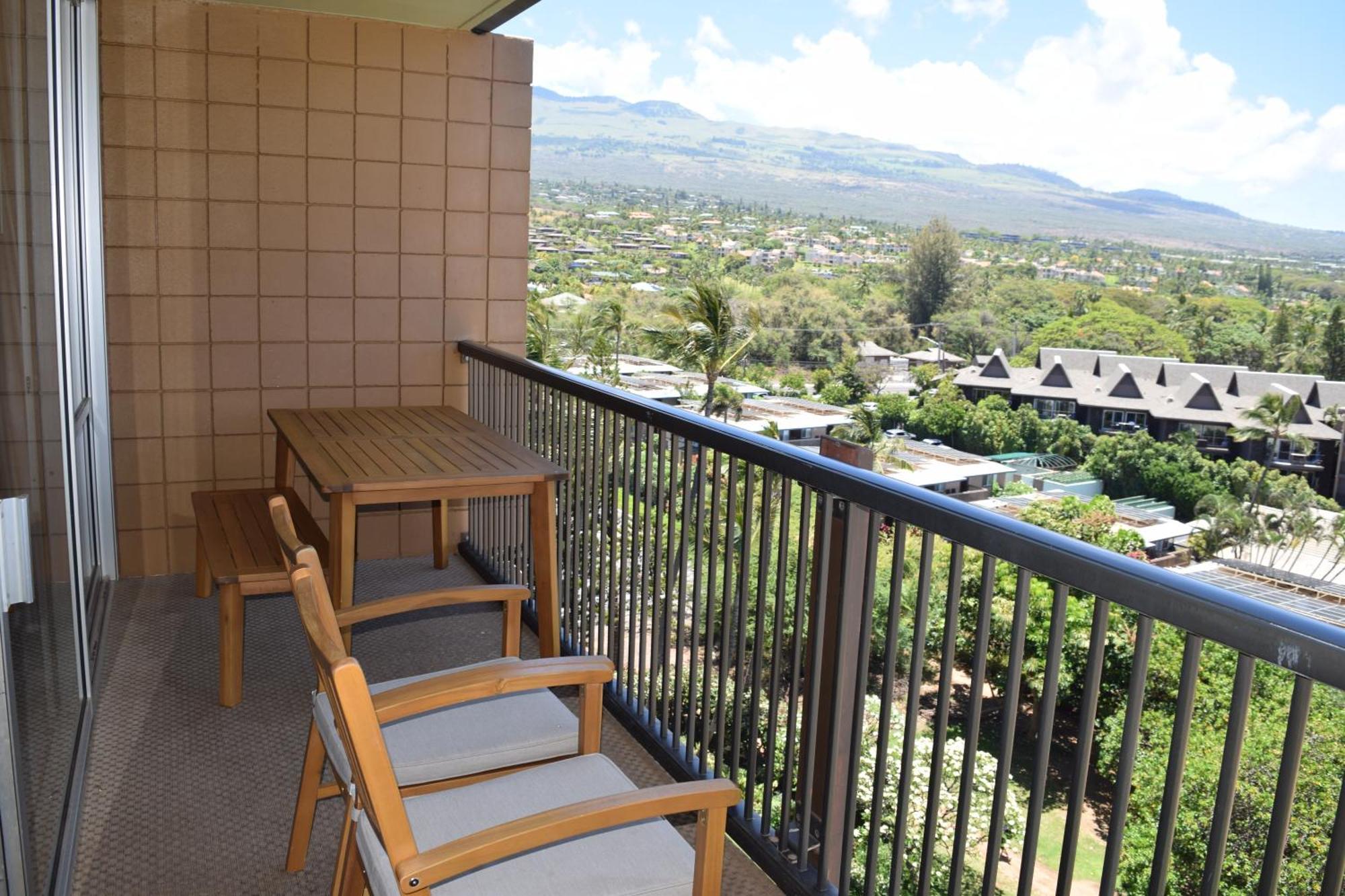 Floor Oceanfront Location With Great Swimming And Snorkeling Mkm809