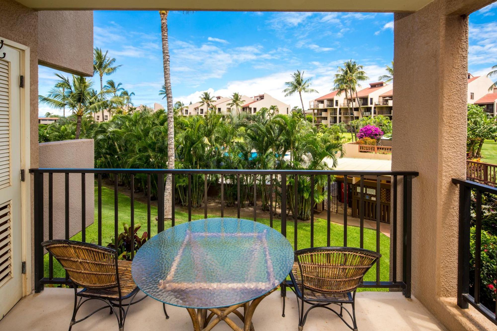 Castle Kama'ole Sands Aparthotel