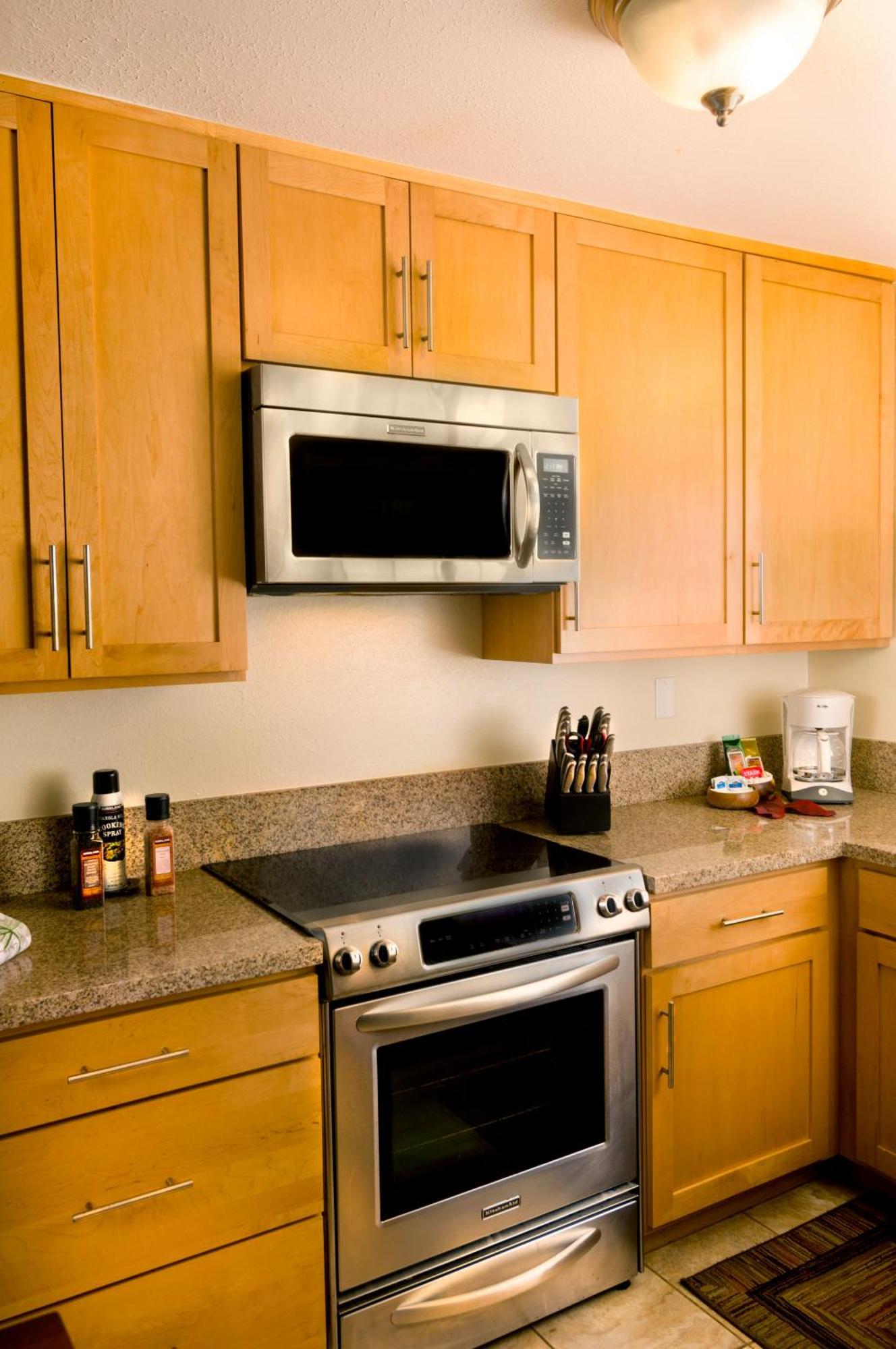 Kai Maui - #204 Waiohinu, Upper Floor 1 Br Apartment