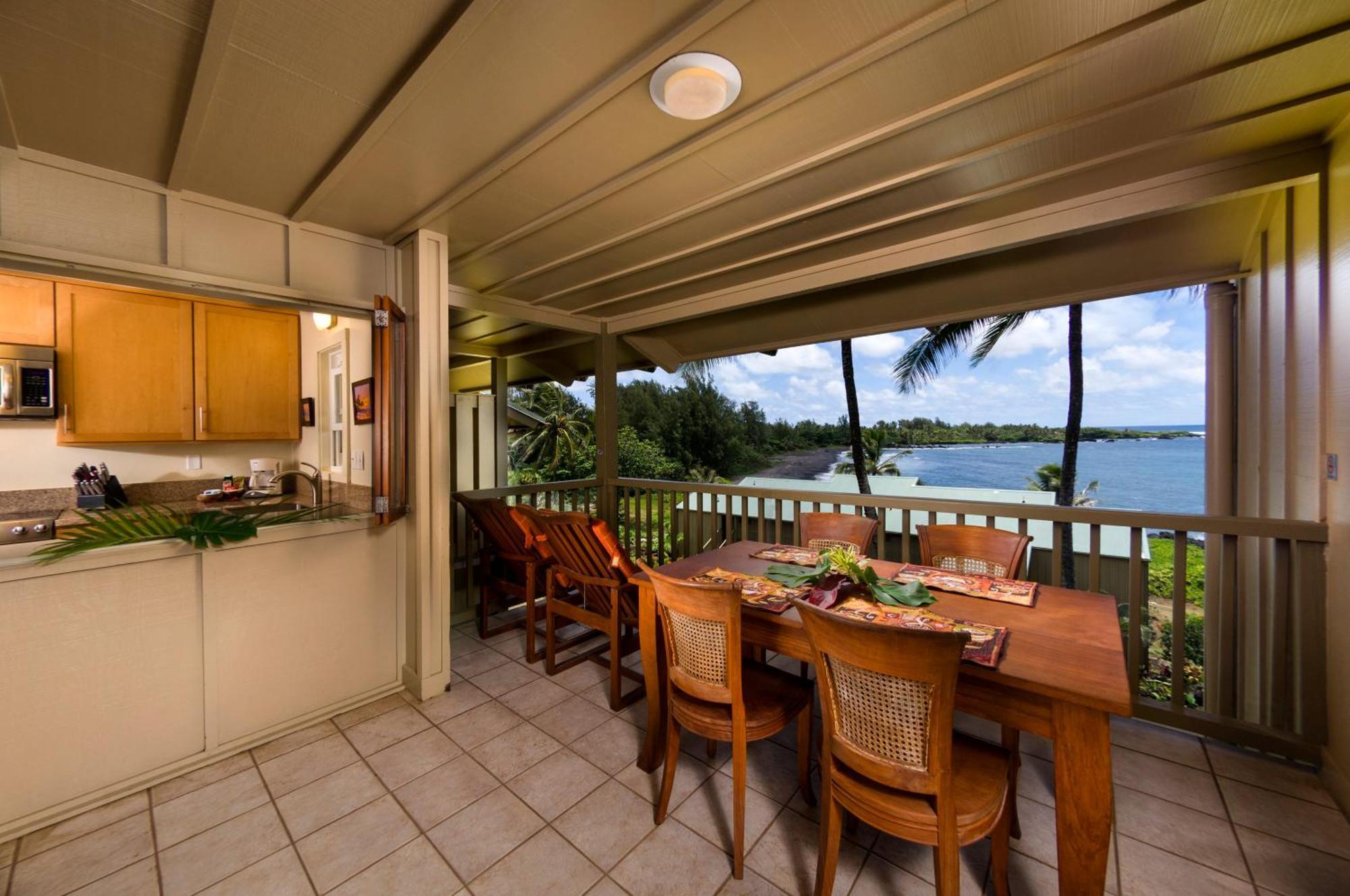 Kai Maui - #204 Waiohinu, Upper Floor 1 Br Apartment