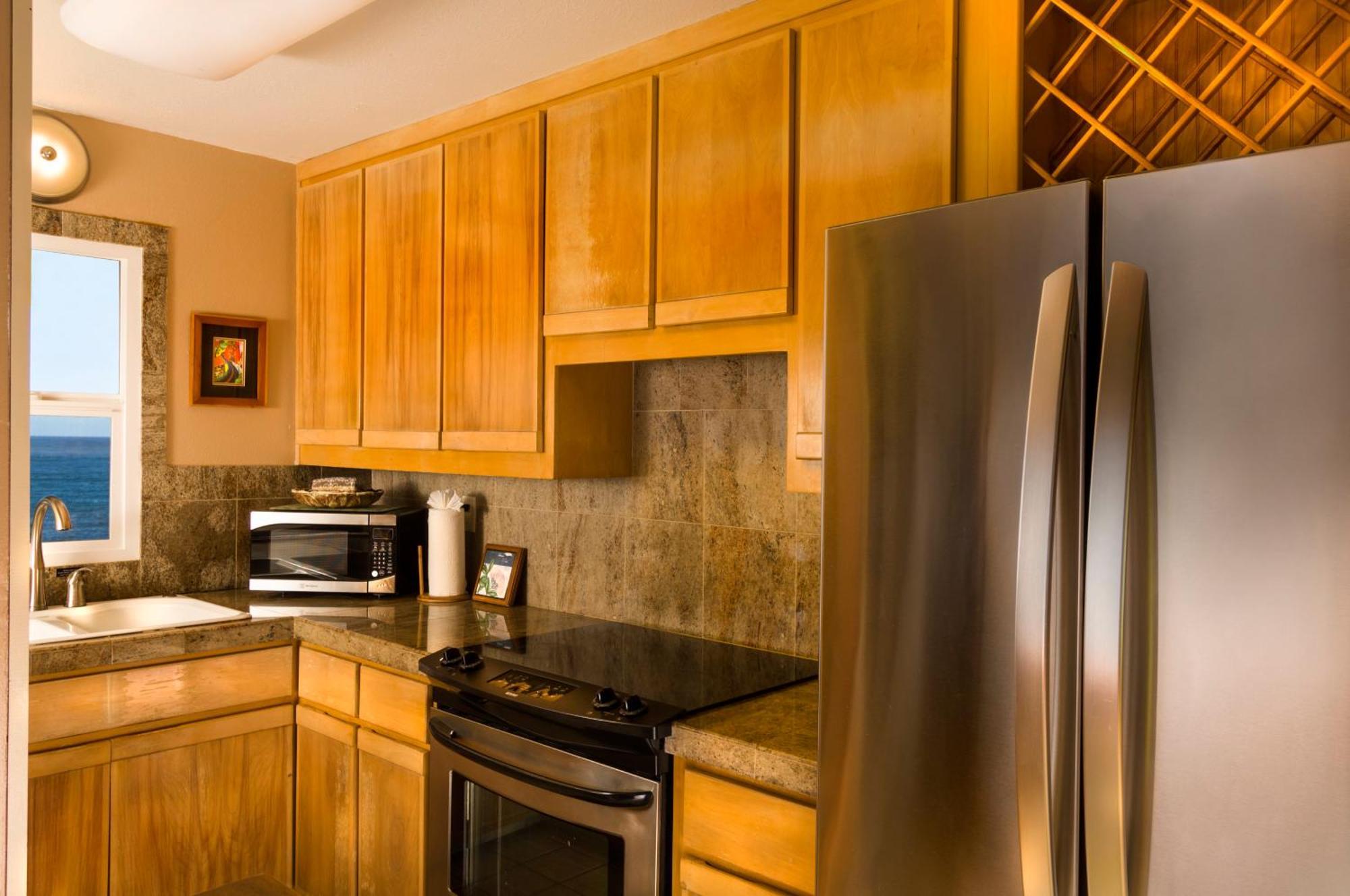 Kai Maui - #203 Lanakila Upper Floor 1 Br
