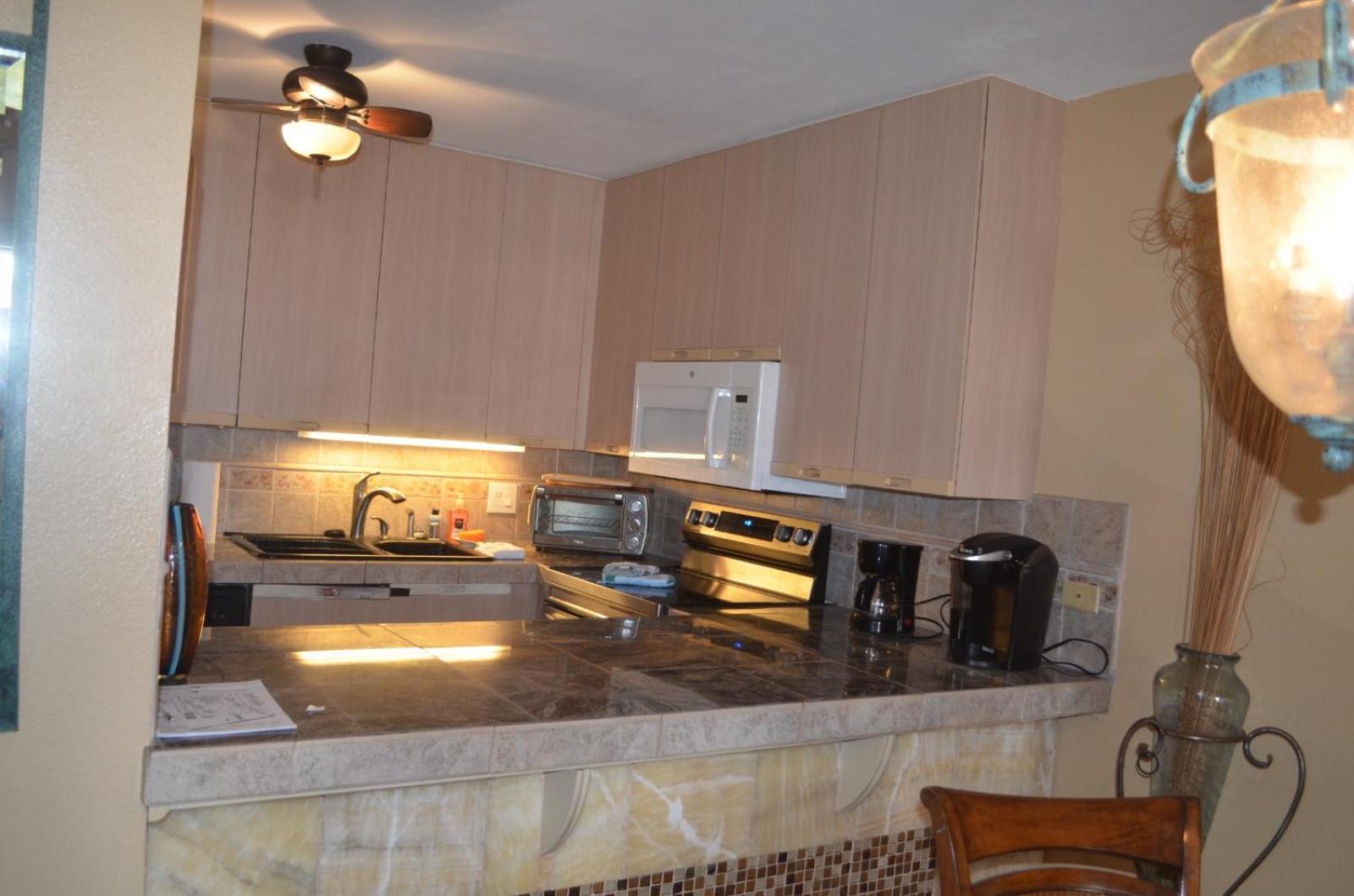 Luxurious Floor Kamaole Sands 6-404 Apartment *