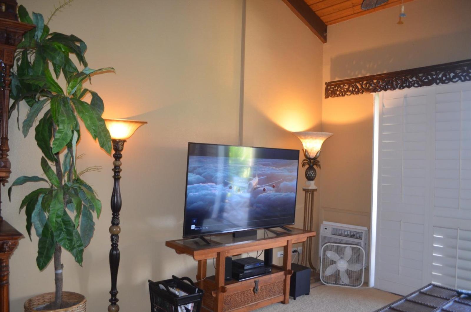 Luxurious Floor Kamaole Sands 6-404 * Wailea (Maui)